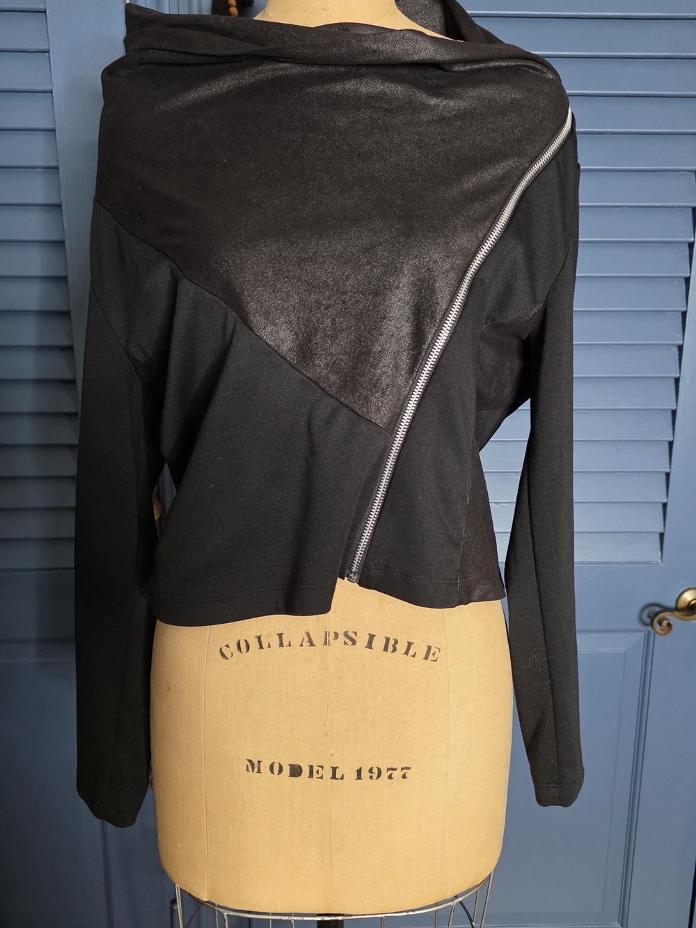 VENUS Black Asymmetric Mixed Media Faux Leather Cowl Neck Jacket Top L